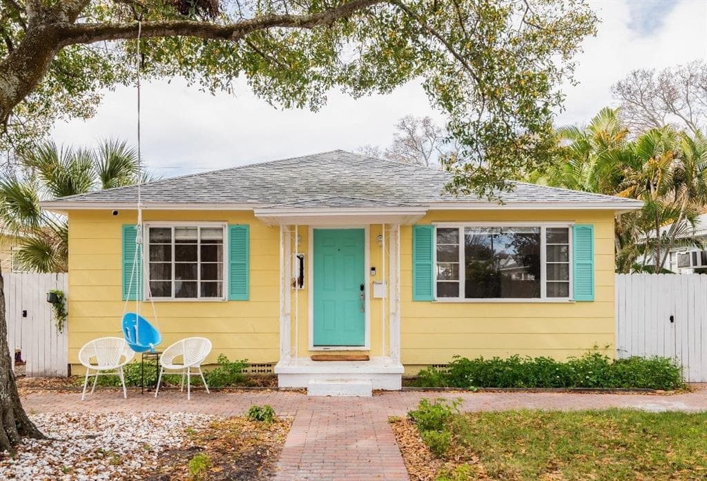 938 27TH STREET N ST PETERSBURG, FL 33713