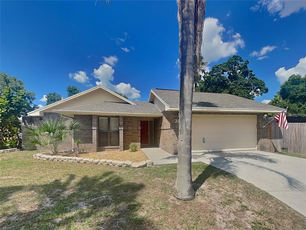 352 N FORK PLACE LAKELAND, FL 33809