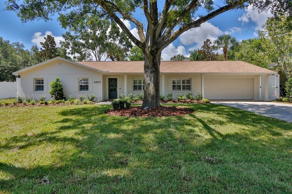 4307 W ROLAND STREET TAMPA, FL 33609