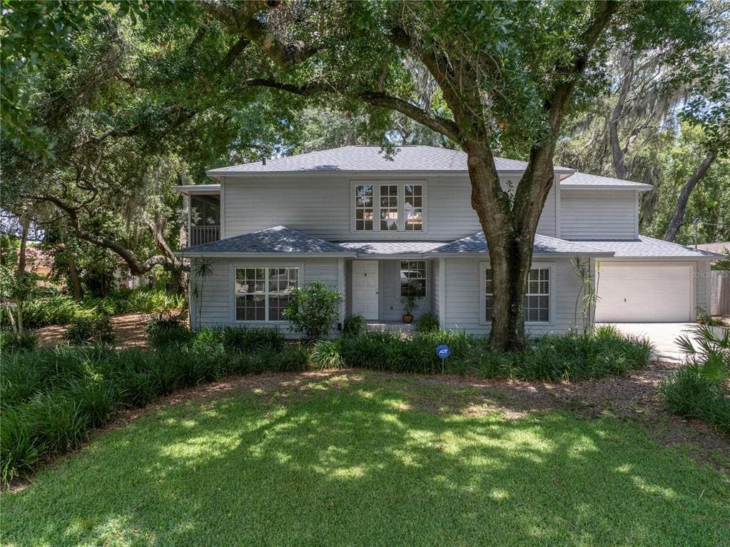 2113 W COUNTRY CLUB DRIVE TAMPA, FL 33612
