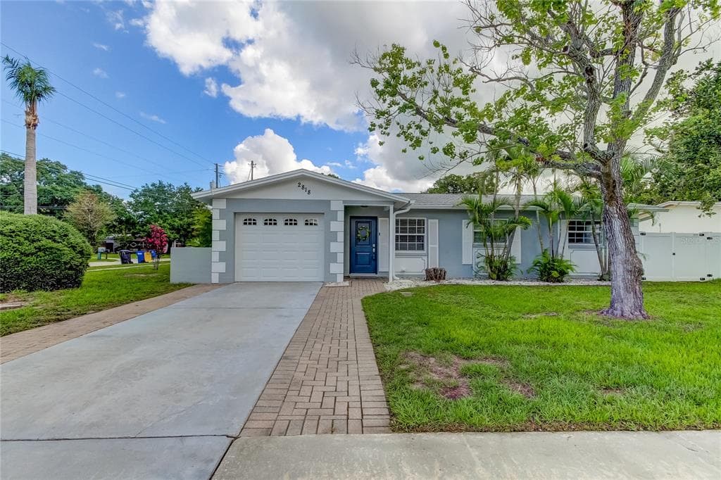 2818 SAINT JOHN DRIVE CLEARWATER, FL 33759