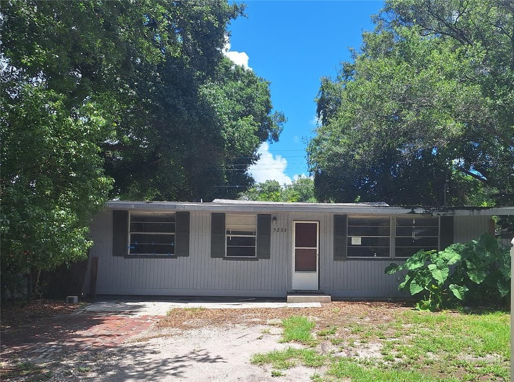 5233 72ND WAY N ST PETERSBURG, FL 33709