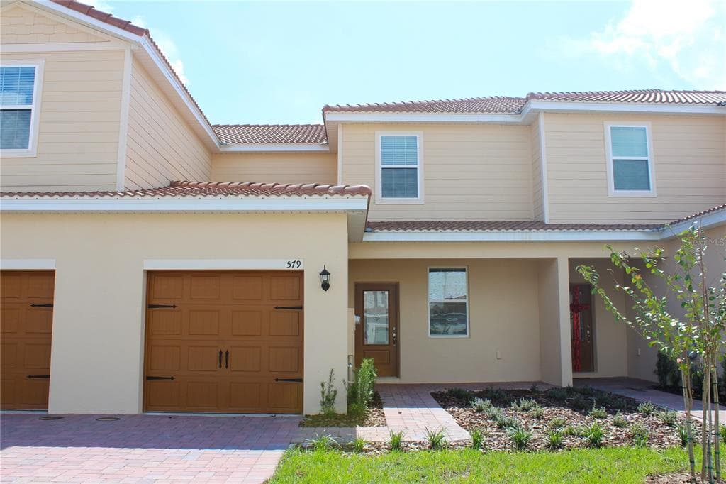 579 BAY LEAF DRIVE POINCIANA, FL 34759