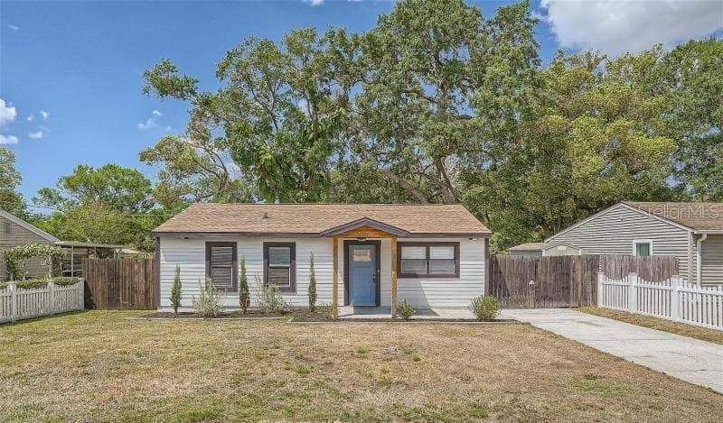 6916 N LYNN AVENUE TAMPA, FL 33604