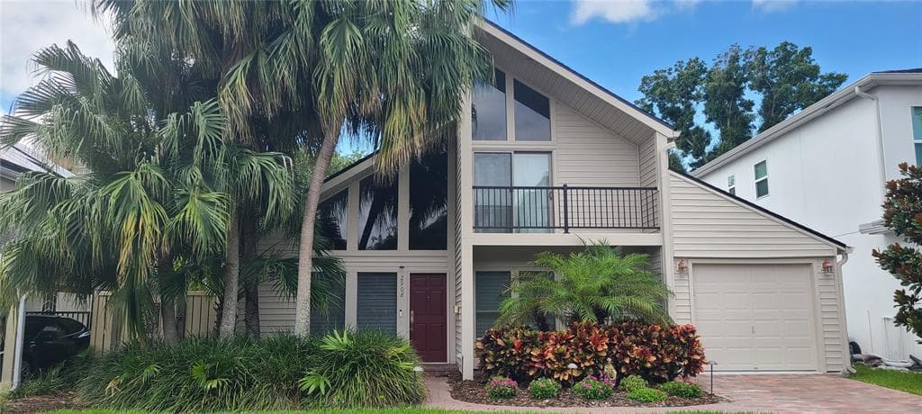 2908 W BAY COURT AVENUE TAMPA, FL 33611