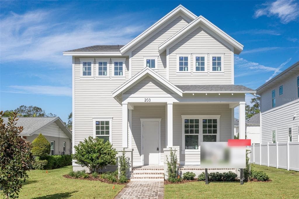 203 34TH AVENUE N ST PETERSBURG, FL 33704