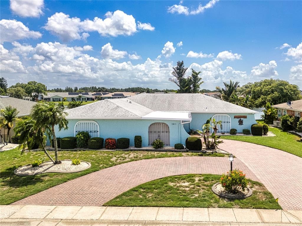 1811 FORT DUQUESNA DRIVE SUN CITY CENTER, FL 33573