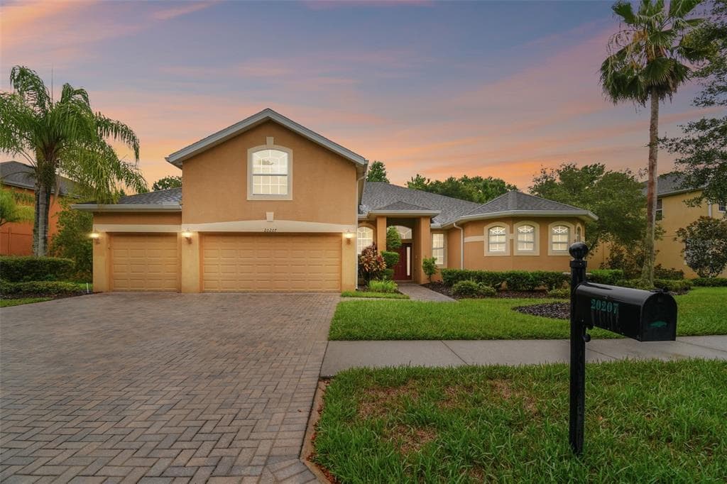 20207 REGAL FERN COURT TAMPA, FL 33647