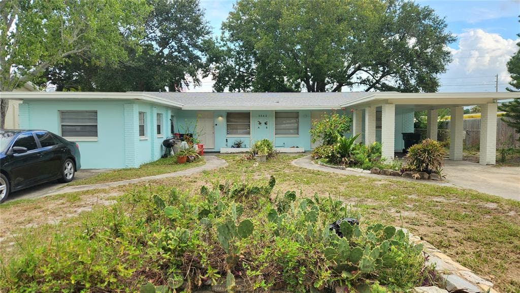 3042 ENGLEWOOD DRIVE