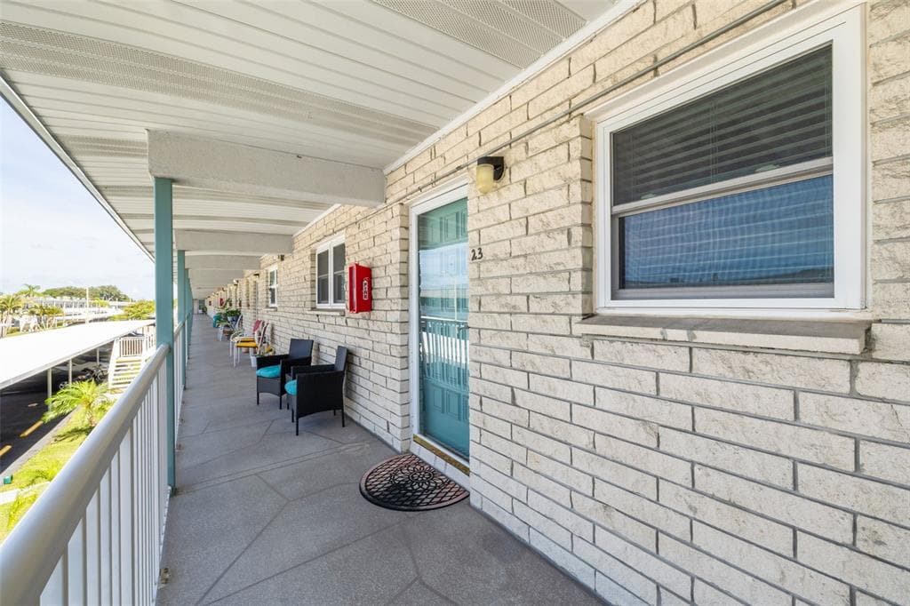 5357 81ST STREET N UNIT 23 ST PETERSBURG, FL 33709