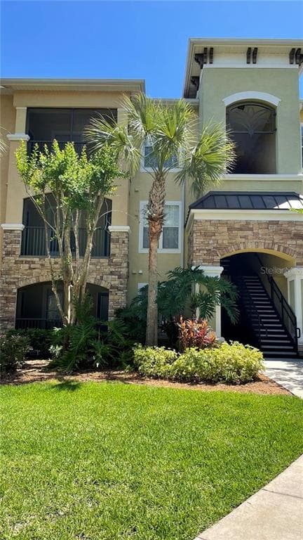 10019 COURTNEY PALMS BOULEVARD UNIT 303 TAMPA, FL 33619