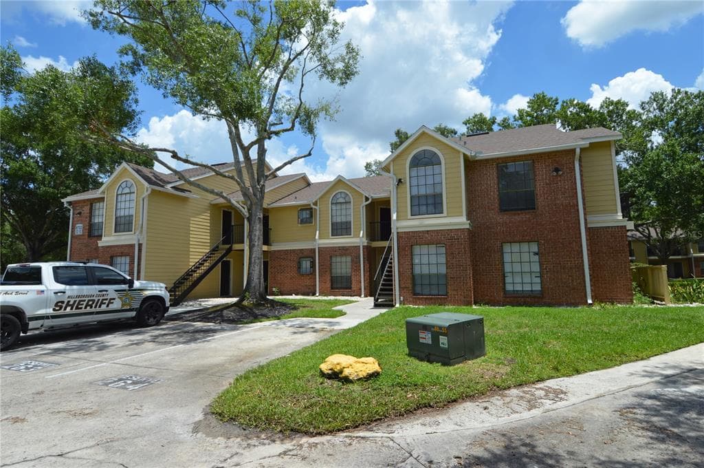8722 MALLARD RESERVE DRIVE UNIT 102 TAMPA, FL 33614