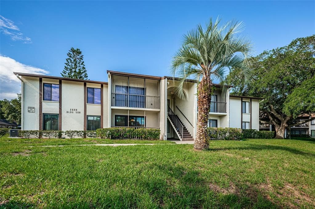 2688 PINE RIDGE WAY N UNIT A1 PALM HARBOR, FL 34684
