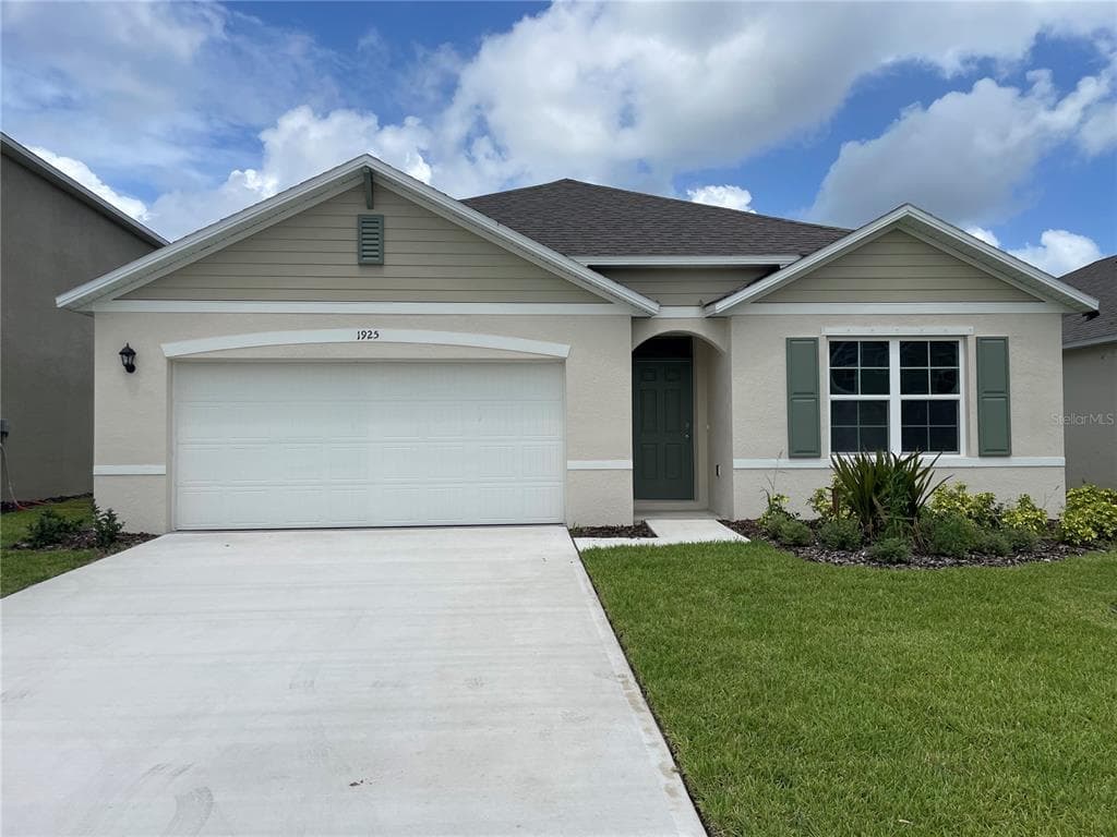 1925 DEEP LAKE CIRCLE NEW SMYRNA BEACH, FL 32168