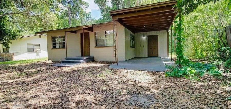 315 DANIEL AVENUE BROOKSVILLE, FL 34601