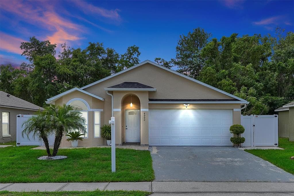 4992 LUNA NEGRA DRIVE ORLANDO, FL 32811