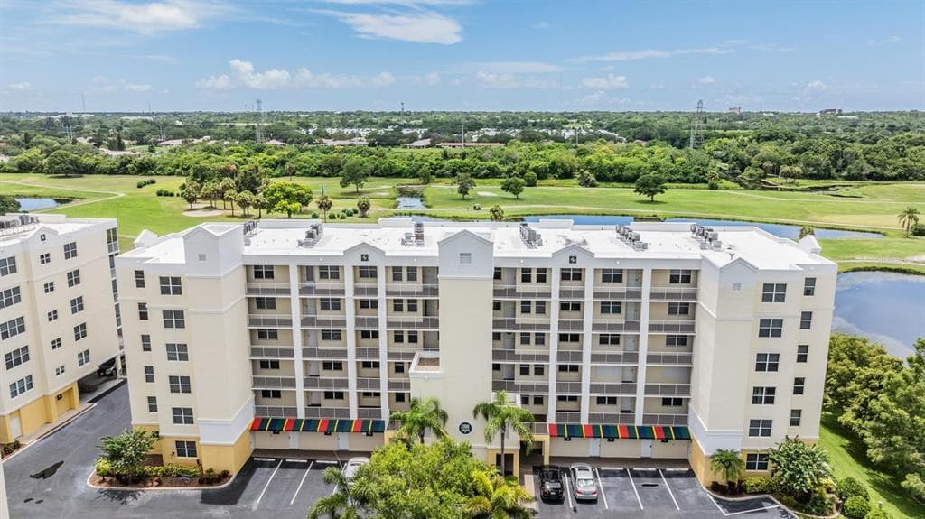 1200 COUNTRY CLUB DRIVE UNIT 6501 LARGO, FL 33771