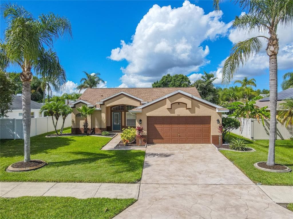 388 FOUNTAINVIEW CIRCLE OLDSMAR, FL 34677