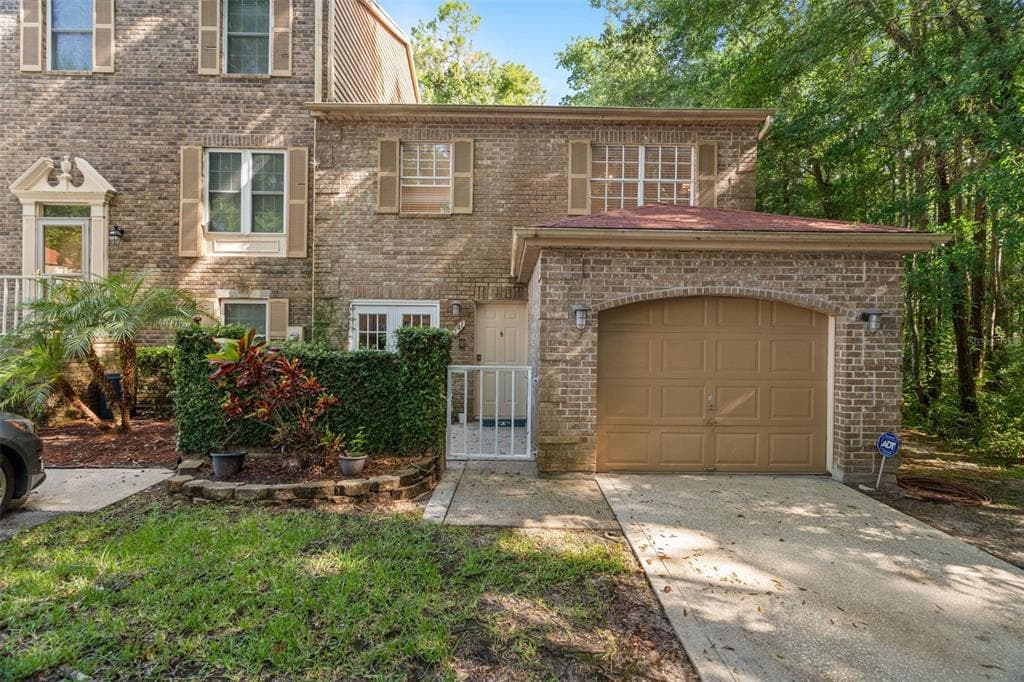 4141 DAVENTRY LANE PALM HARBOR, FL 34685