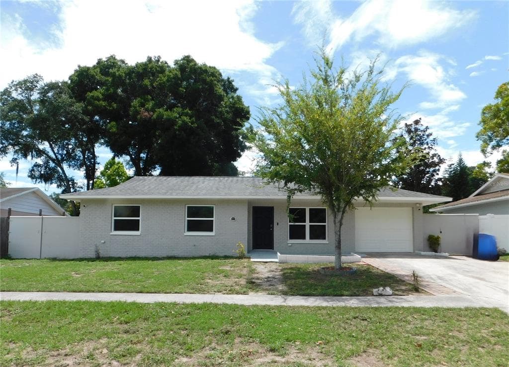 1220 OAK VALLEY DRIVE SEFFNER, FL 33584