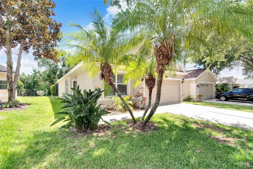 6118 SKYLARKCREST DRIVE LITHIA, FL 33547