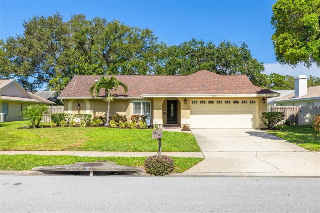 2810 RESNIK CIRCLE E PALM HARBOR, FL 34683