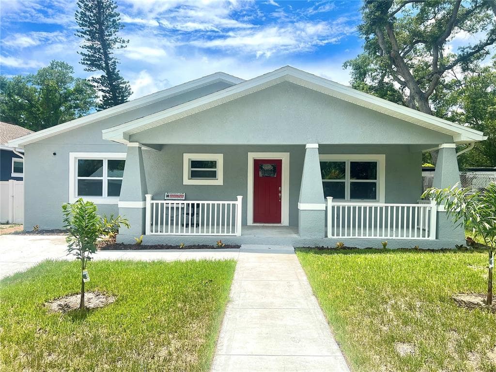 2025 44TH STREET S ST PETERSBURG, FL 33711