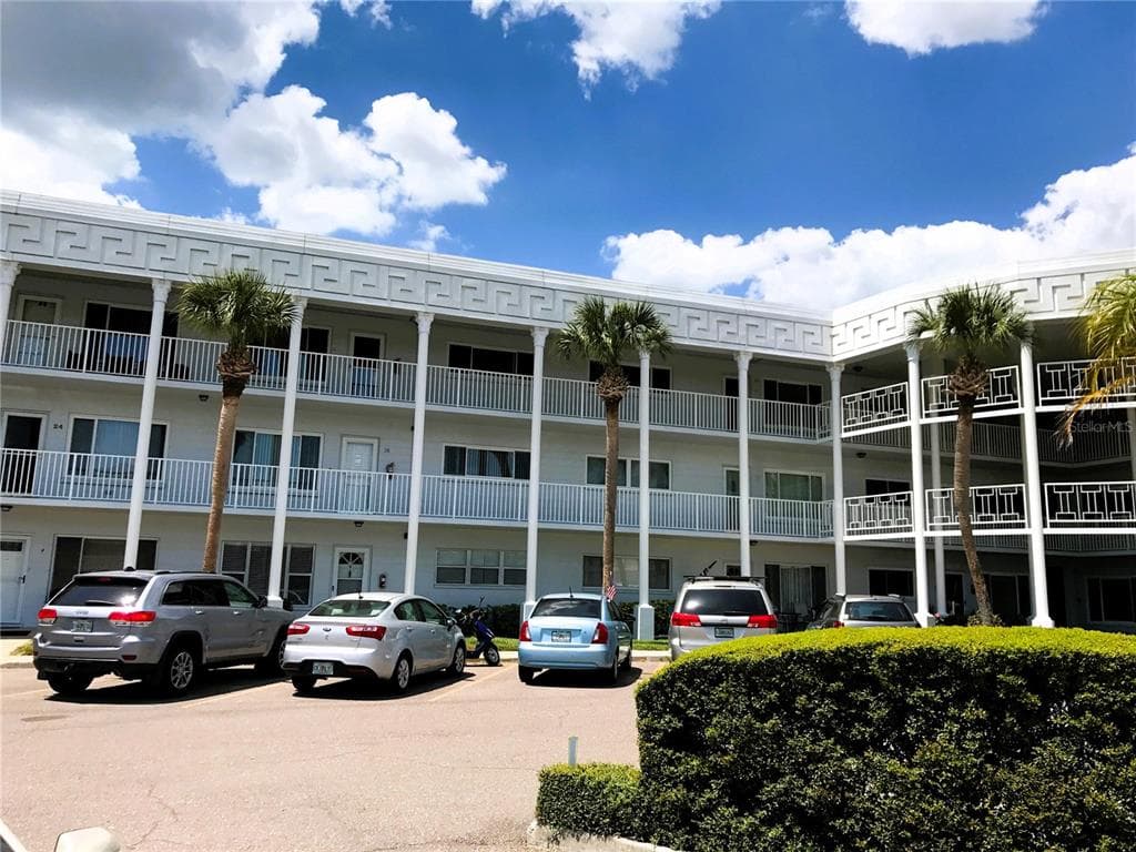 2450 CANADIAN WAY UNIT 6 CLEARWATER, FL 33763