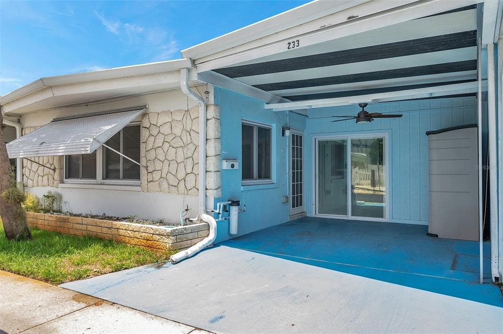 250 ROSERY ROAD NW UNIT 233 LARGO, FL 33770