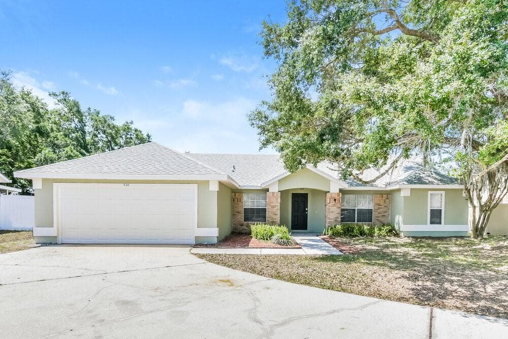 920 CLOYD DAIRY LOOP ORLANDO, FL 32825