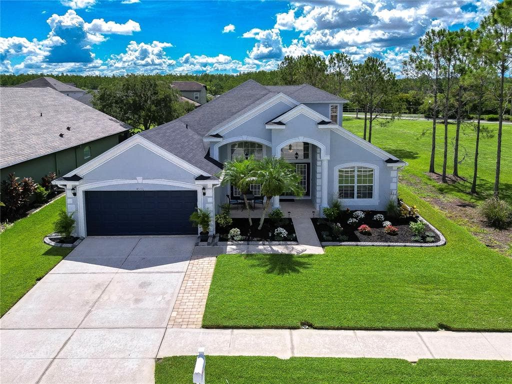 4506 POINTE O WOODS DRIVE WESLEY CHAPEL, FL 33543