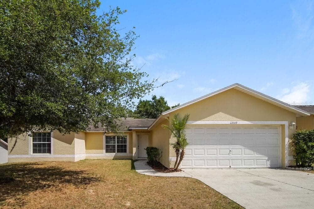12009 WOODGLEN CIRCLE CLERMONT, FL 34711