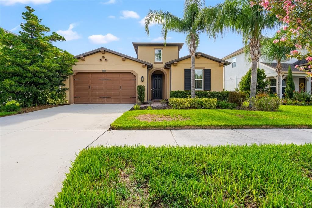 4526 ESPERANZA COURT WESLEY CHAPEL, FL 33543
