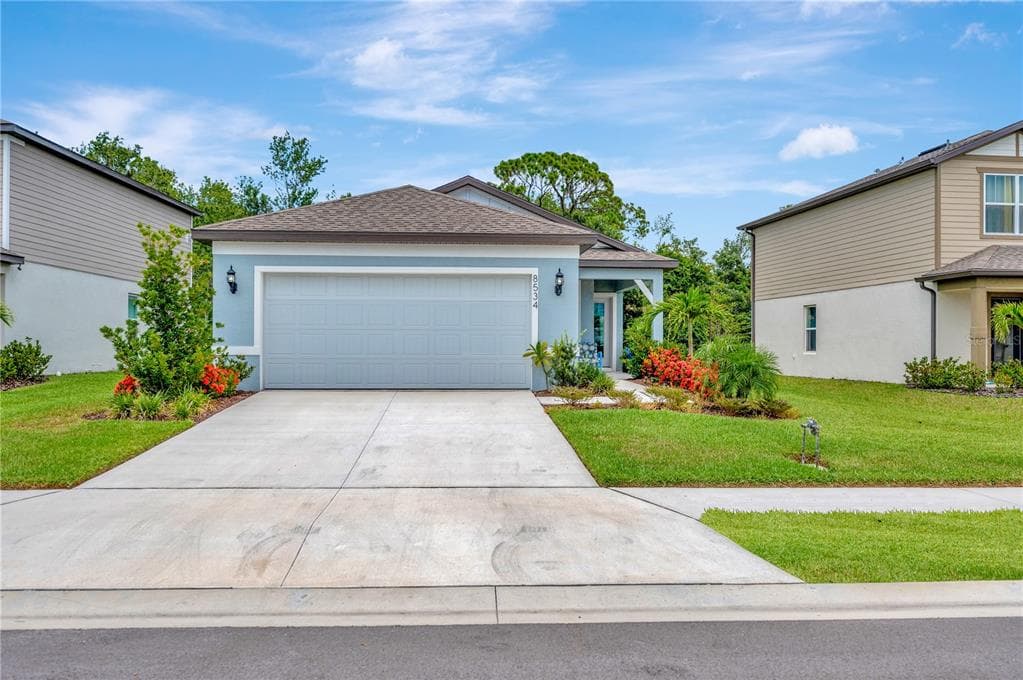 8534 ABALONE LOOP PARRISH, FL 34219