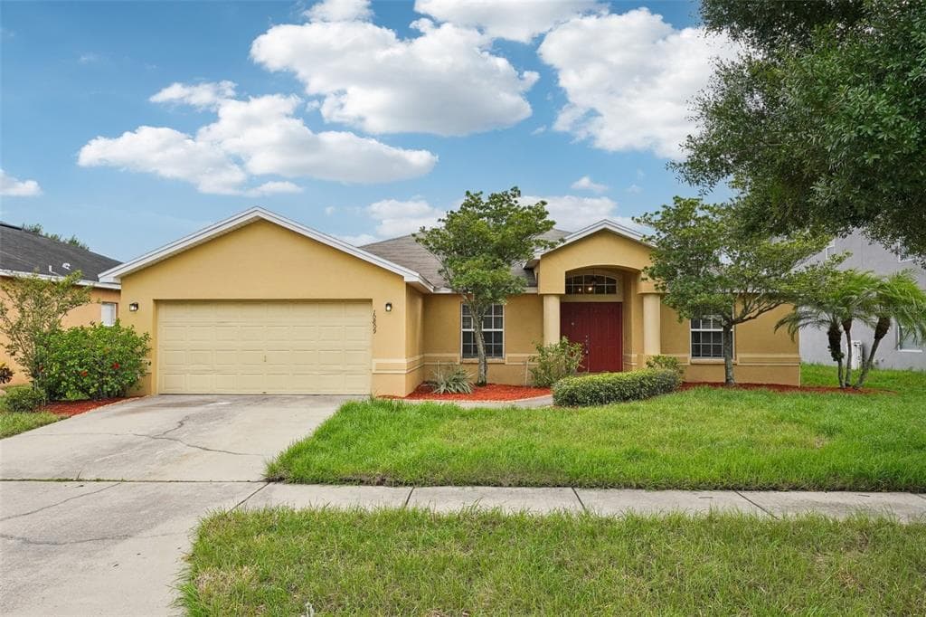 10809 CARLOWAY HILLS DRIVE WIMAUMA, FL 33598