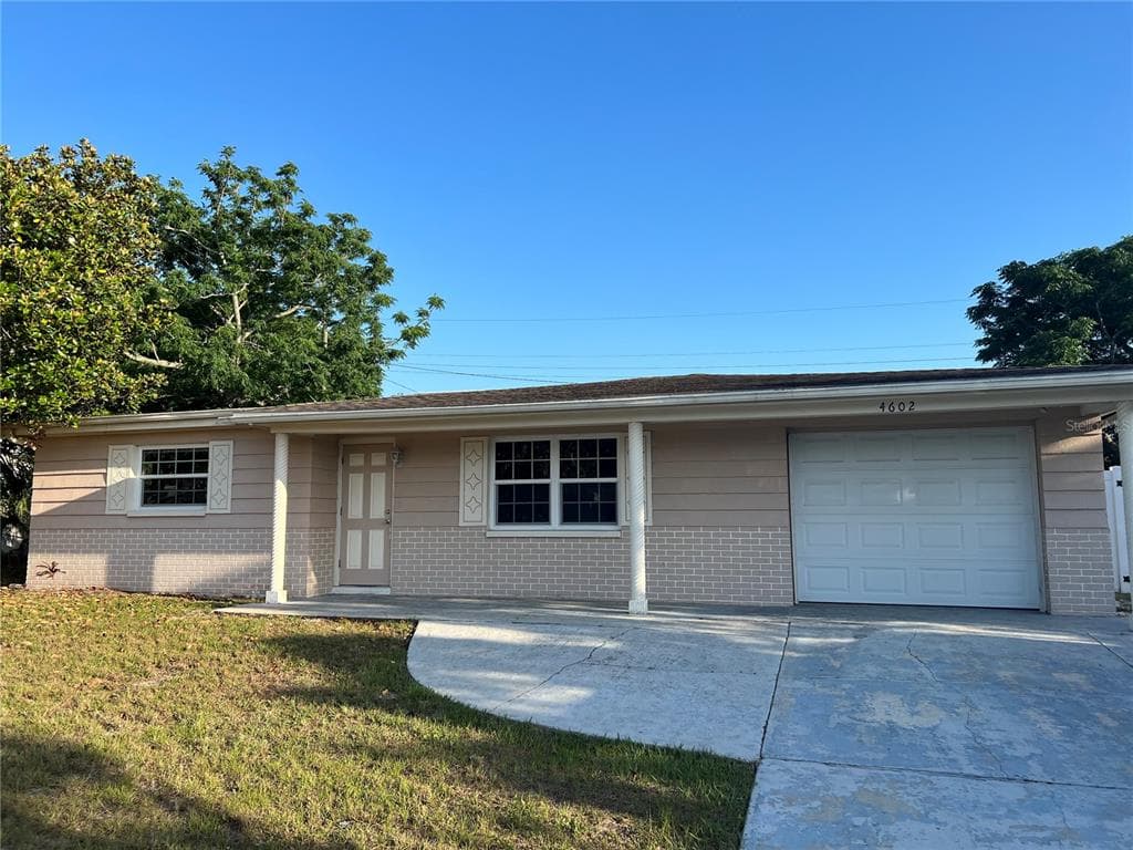4602 TARAY LANE HOLIDAY, FL 34690
