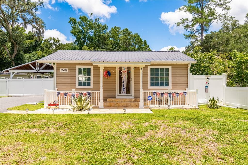 18411 LEE AVENUE BROOKSVILLE, FL 34601