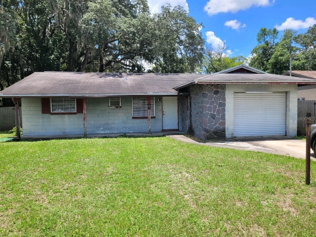 7339 FILBERT LANE TAMPA, FL 33637