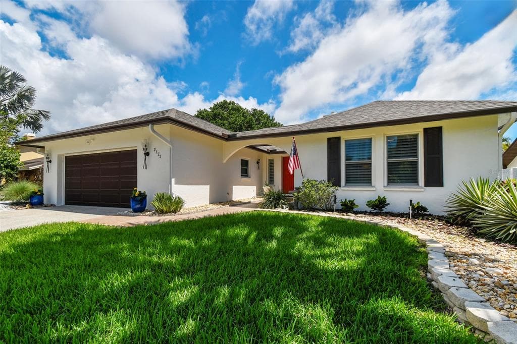 2177 CHAPARRAL WAY DUNEDIN, FL 34698