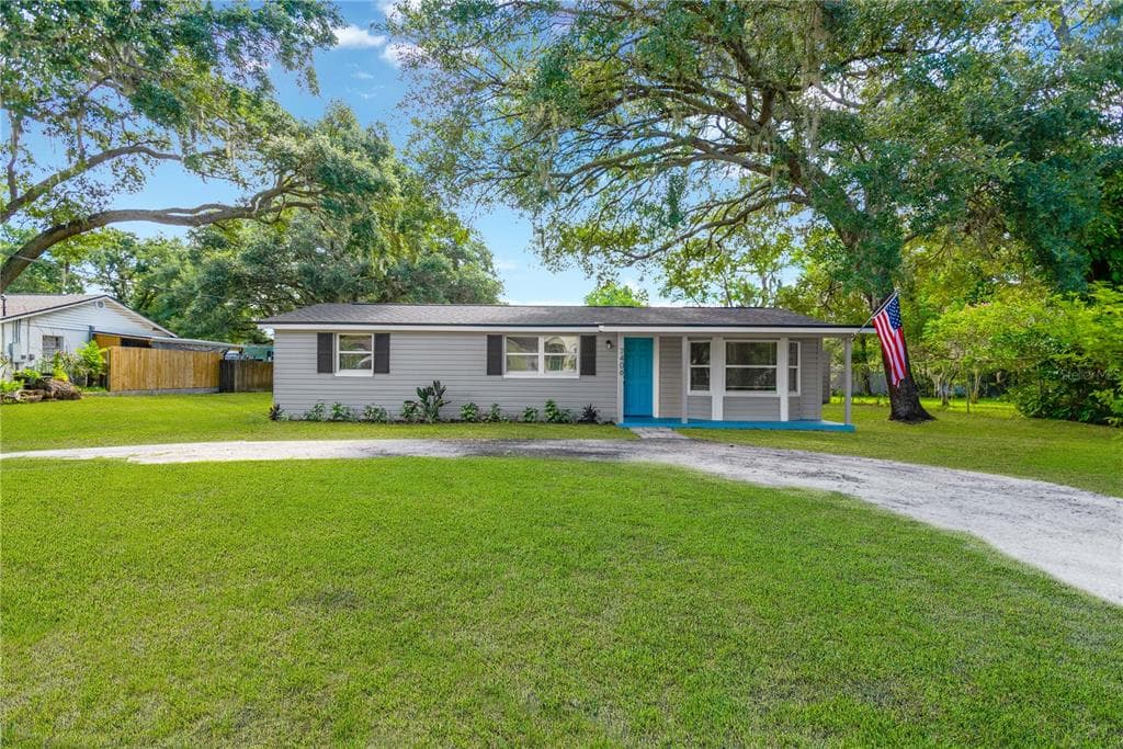 7406 PROVIDENCE ROAD RIVERVIEW, FL 33578