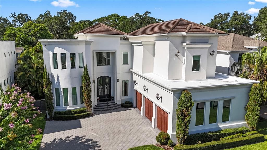2708 W TRILBY AVENUE TAMPA, FL 33611