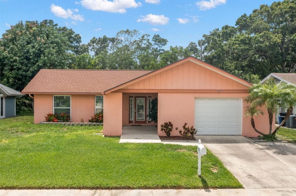 4332 GREAT LAKES DRIVE N CLEARWATER, FL 33762