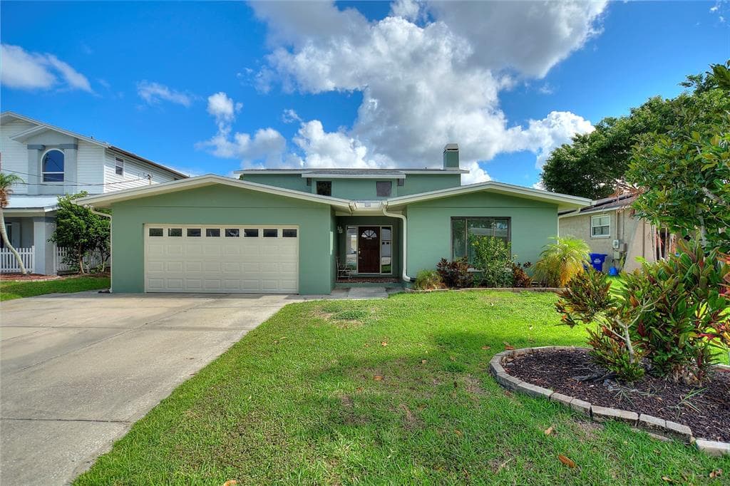 61 N CANAL DRIVE PALM HARBOR, FL 34684
