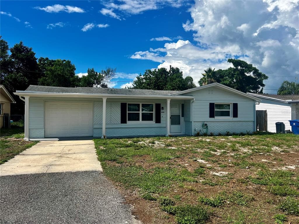 4313 NEWGATE AVENUE HOLIDAY, FL 34691
