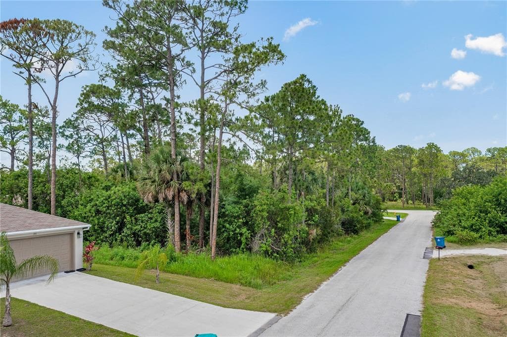 270 CHRISTMAS AVENUE SE PALM BAY, FL 32909