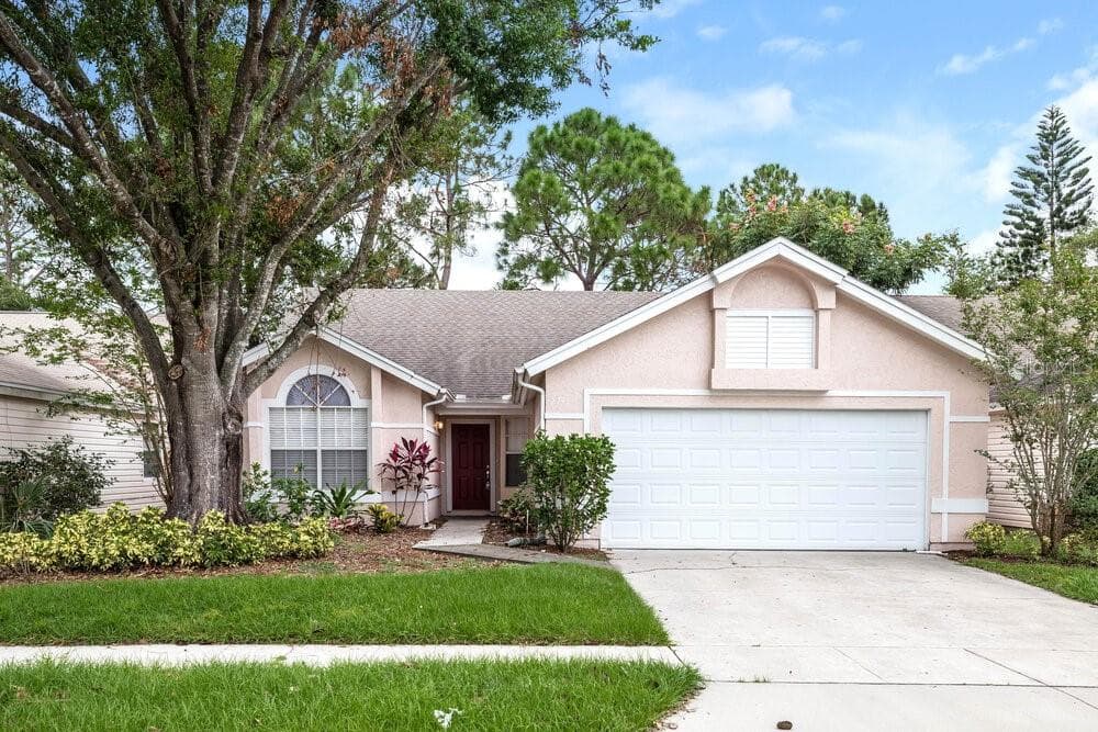 2741 FALLING TREE CIRCLE ORLANDO, FL 32837