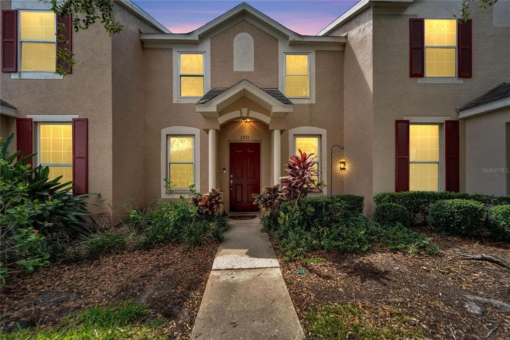 1311 LYONSHIRE DRIVE WESLEY CHAPEL, FL 33543