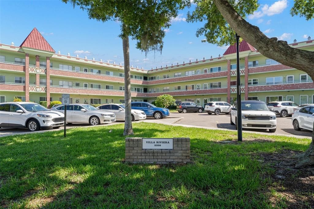 2358 ECUADORIAN WAY UNIT 40 CLEARWATER, FL 33763