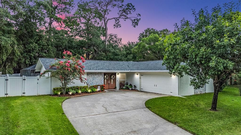 2252 RIVERSIDE DRIVE N CLEARWATER, FL 33764