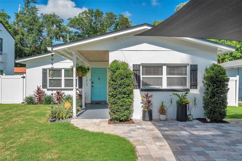 1212 FREEMONT STREET S GULFPORT, FL 33707